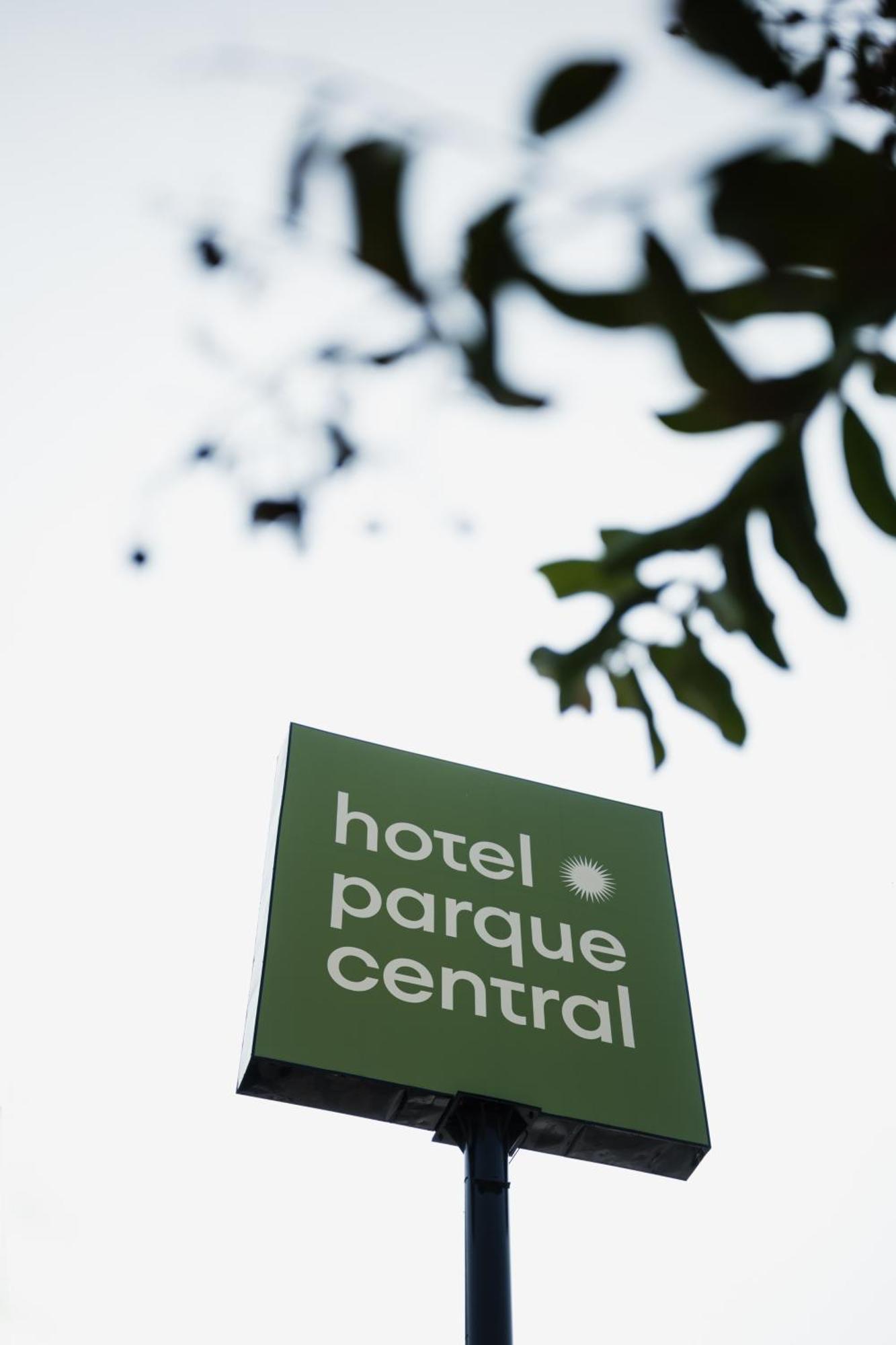 Hotel Parque Central Monterrey Exterior photo